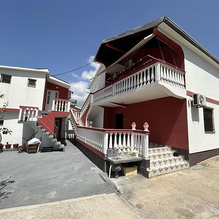 Apartments Todor Бар Екстер'єр фото