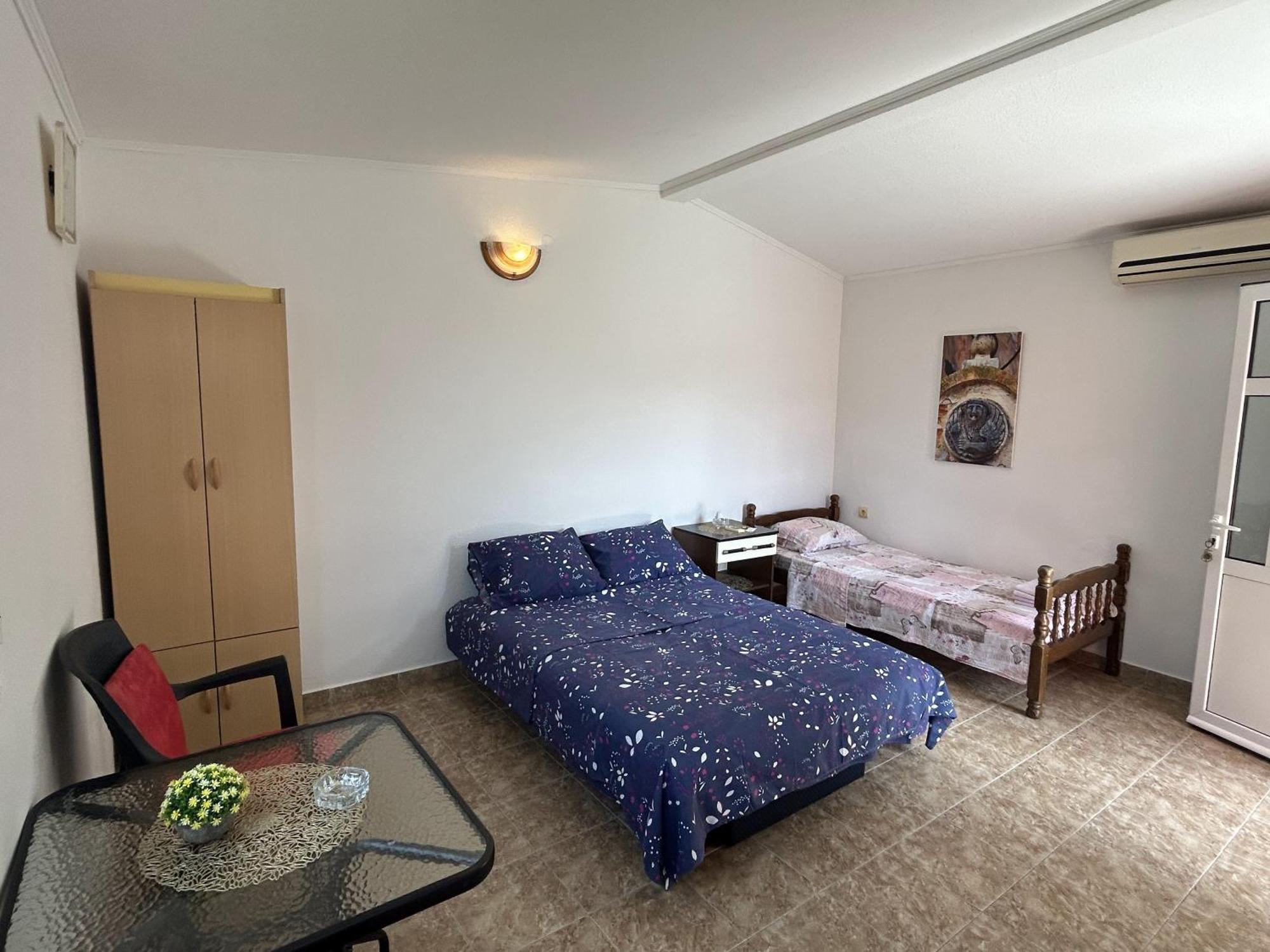 Apartments Todor Бар Екстер'єр фото